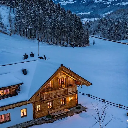 아파트 Almchalet Linharterhof