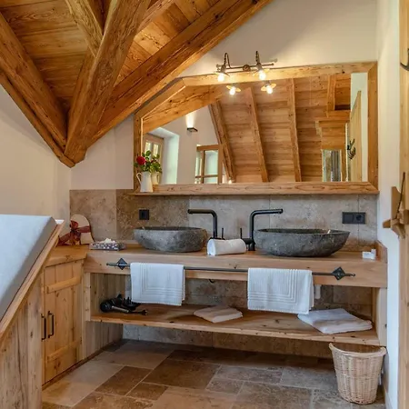 Almchalet Linharterhof Apartment Haus im Ennstal