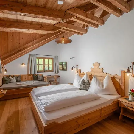 Almchalet Linharterhof