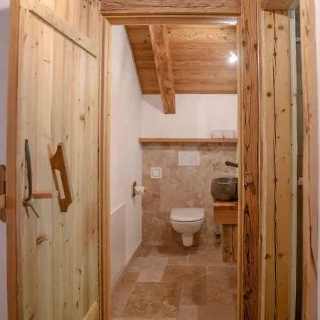 Almchalet Linharterhof *