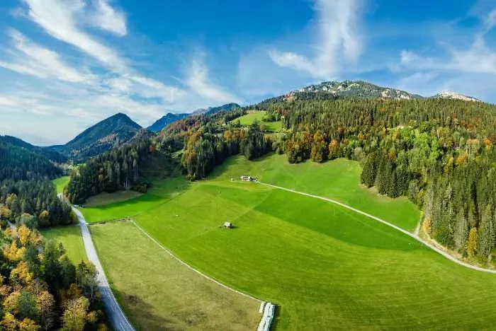 Almchalet Linharterhof
