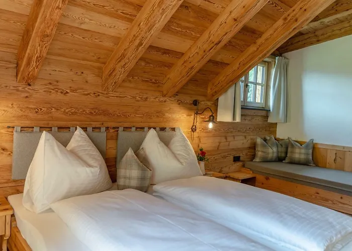 Almchalet Linharterhof *